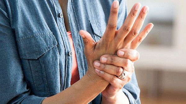 સંધિવાના લક્ષણ