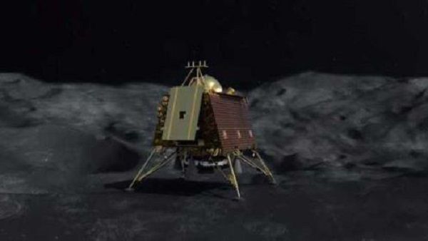 લેંડિંગ પહેલા લેંડરનો તૂટ્યો હતો સંપર્ક લેંડિંગ પહેલા લેંડરનો તૂટ્યો હતો સંપર્ક