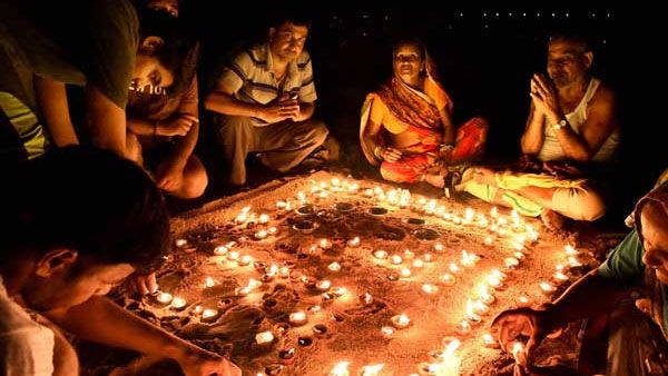 આ વર્ષે ઈકો-ફ્રેન્ડલી દિવાળી મનાવવા માગો છો? તો આ ટિપ્સ ફૉલો કરો