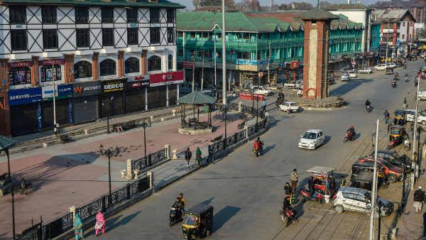 પૂર્વ મુખ્યમંત્રી પાસેથી સરકારી બંગલો છીનવાશે પૂર્વ મુખ્યમંત્રી પાસેથી સરકારી બંગલો છીનવાશે