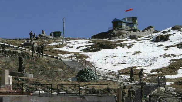 ડોકલા બેઝ સુધી પહોંચવામાં સરળતા ડોકલા બેઝ સુધી પહોંચવામાં સરળતા