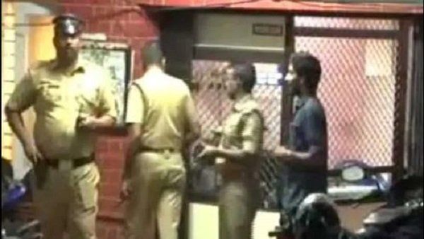 લગ્ન કરવાની ના પાડી તો નાબાલિકને જીવતી સળગાવી