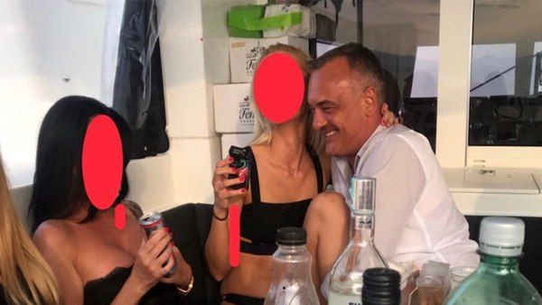 પહેલા તો જોલ્ટે ના પાડી, પછી માફી માંગી