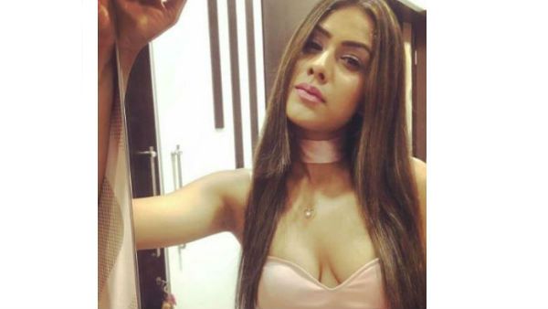 સંસ્કારી વહુની ઈમેજ તોડી