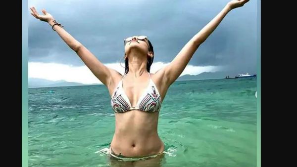 મસ્તીમાં ડૂબી