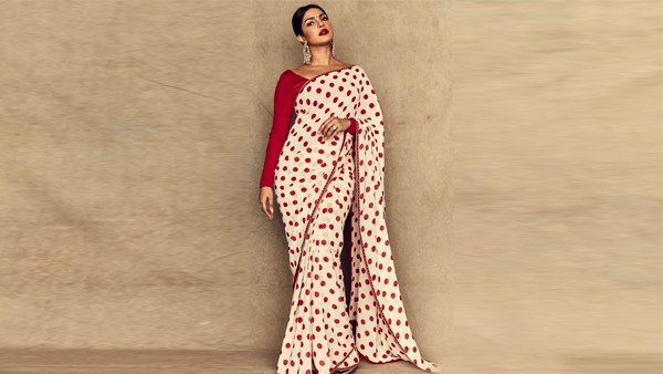 બિચારા ગળે મળે છે બિચારા ગળે મળે છે