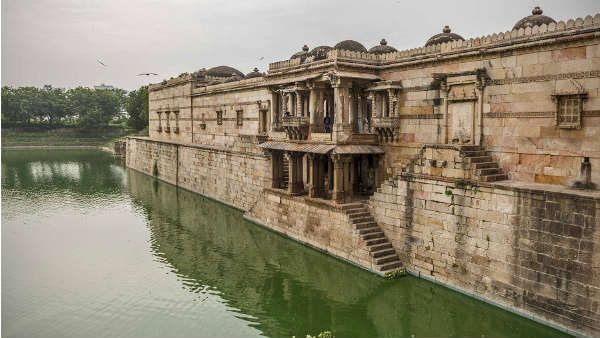 સરખેજ રોજા સરખેજ રોજા