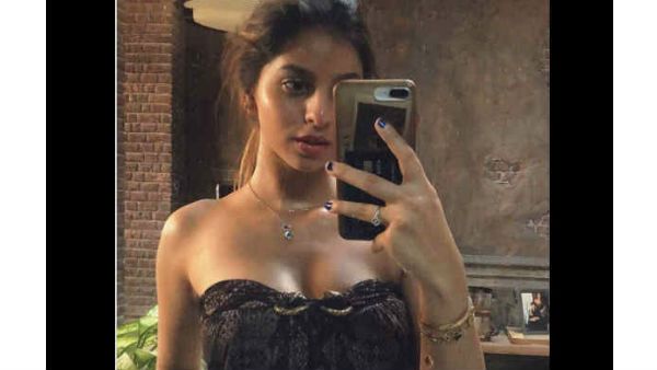 અલગ અંદાજ 