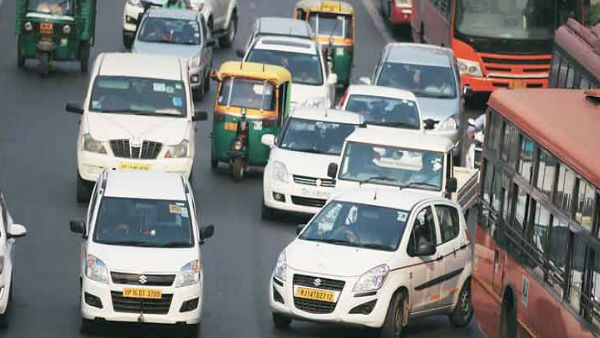 રોંગ સાઈડમાં વાહન ચલાવતા 54664 ચાલાન કપાયાં