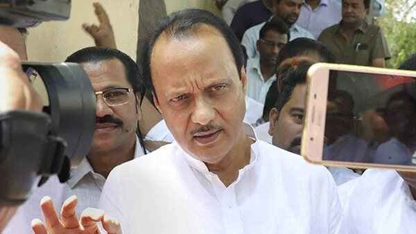 અજીત પવારને ધારાસભ્ય દળના નેતાના પદેથી હટાવી દીધા