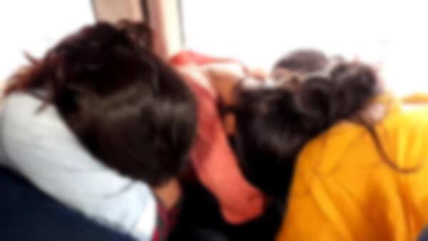 કોલેજ જવાને બદલે પ્રેમીઓ સાથે જતી હતી યુવતિઓ, પોલીસે આવી હાલતમાં પકડી