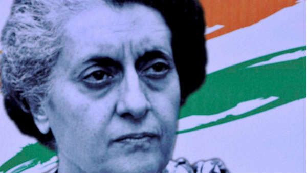 સુરક્ષાકર્મી ના બદલ્યા સુરક્ષાકર્મી ના બદલ્યા