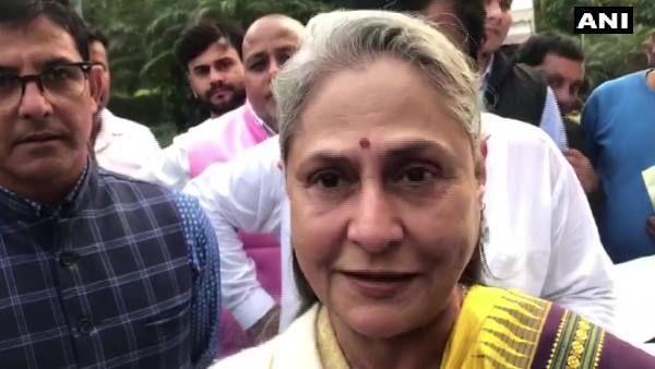 જયા બચ્ચને ઉદ્ધવ ઠાકરેને અભિનંદન આપ્યા, ઠાકરે પરિવાર સાથેના સંબંધો વિશે કહી આ વાત