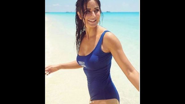 ખૂબસૂરત અદાકાર