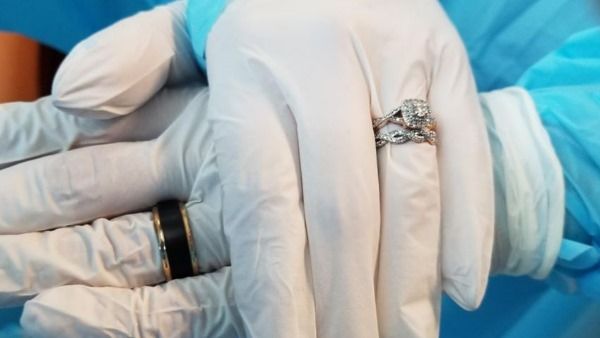 હોસ્પિટલે કપલને આપ્યું એક શાનદાર ગિફ્ટ, જાણો શું