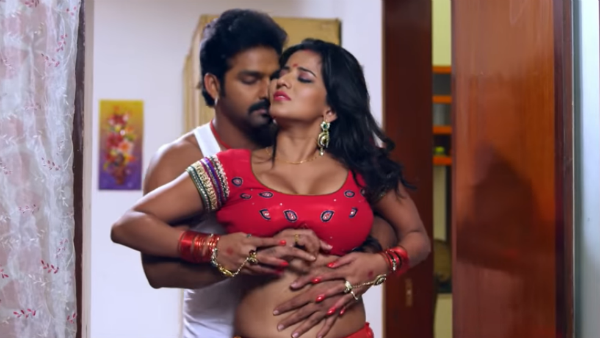 કોલકાતાથી મુંબઈ આવી