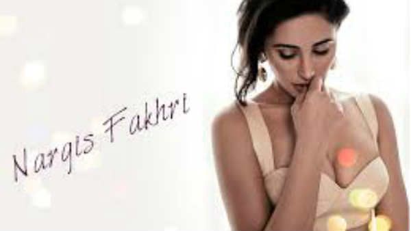 ફેન્સ બન્યા મદહોશ ફેન્સ બન્યા મદહોશ