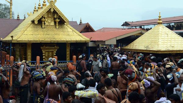 સુપ્રીમ કોર્ટે સબરીમાલા કેસ 7 જજની સંવિધાન પીઠને સોંપ્યો