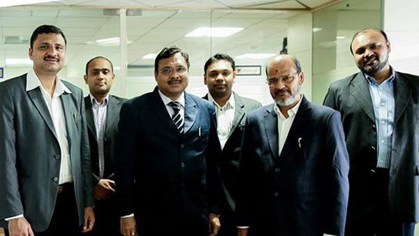 ટ્રાવેલ એજન્સીનો માલિક