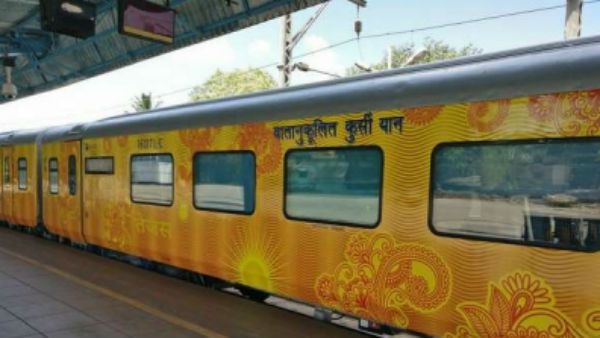 તેજસ એક્સપ્રેસને પહેલા મહિને થયો 70 લાખનો બંપર ફાયદો