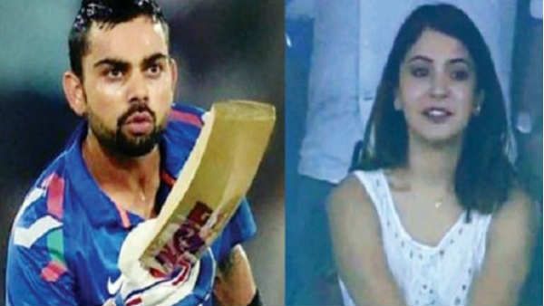 જાહેરમાં આપી હતી ફ્લાઈંગ કિસ