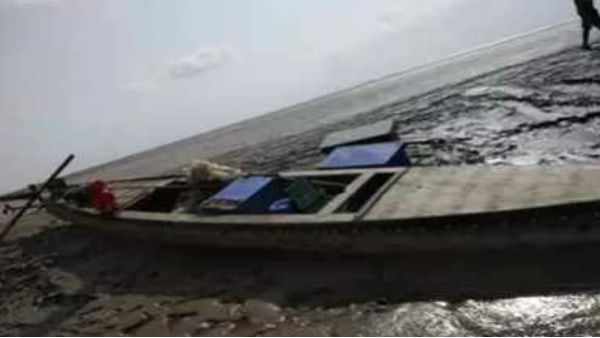 કચ્છમાં મળી પાકિસ્તાની બોટ, BSFની ટુકડીએ સર્ચ ઓપરેશન શરૂ કર્યું