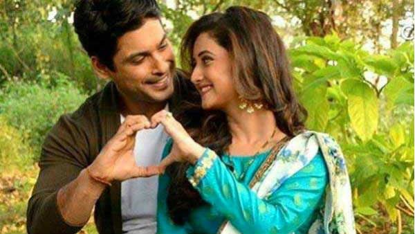 બંનેના રોમાન્સ માટે ફેન્સ પેજ