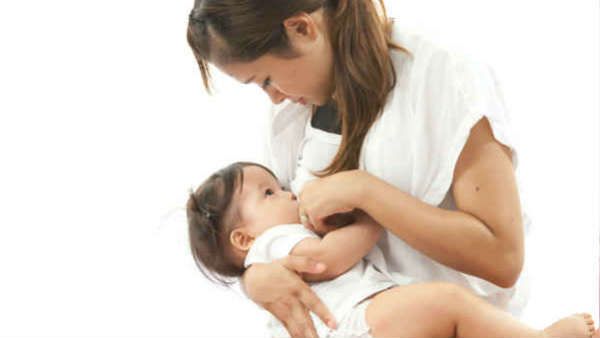 શું તને લાગે છે કે બાળકનુ પેટ ભરાઈ રહ્યુ છે?