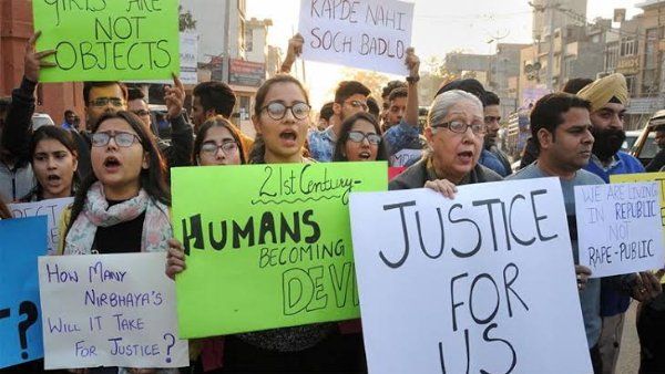 હૈદરાબાદ ડોક્ટર હત્યા કેસમાં મોટો નિર્ણય હૈદરાબાદ ડોક્ટર હત્યા કેસમાં મોટો નિર્ણય