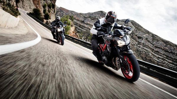 2020 કાવાસાકી Z900 BS-6 ભારતમાં લોન્ચ, જાણો કિંમત અને ફીચર્સ