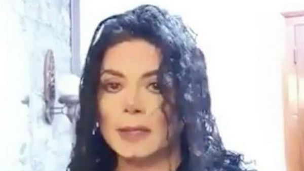 Video: જીવિત છે માઈકલ જેક્સન! ફેન્સ બોલ્યા- DNA ટેસ્ટ કરાવો