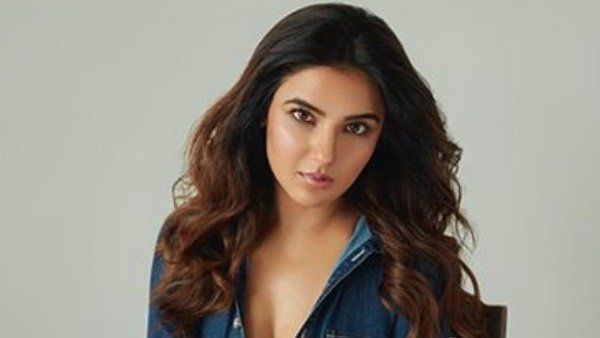 નાગિન 4માં નાગિનની ભમિકા નિભાવશે જાસ્મિન નાગિન 4માં નાગિનની ભમિકા નિભાવશે જાસ્મિન