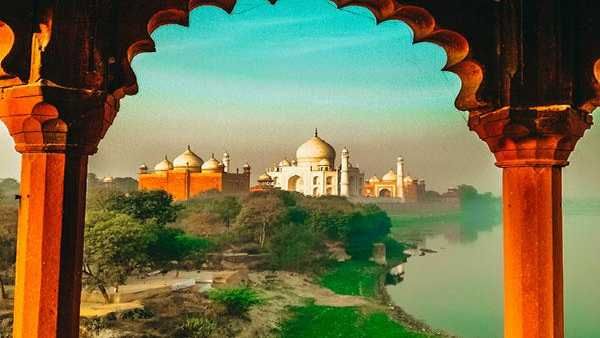 મોદી સરકારમા થયુ પર્યટન ક્ષેત્રોનુ કાયાકલ્પ