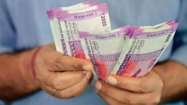Salary Hike : નોકરીયાત વર્ગ માટે આવ્યા સારા સમાચાર, પગારમાં થશે 10 ટકાનો વધારો