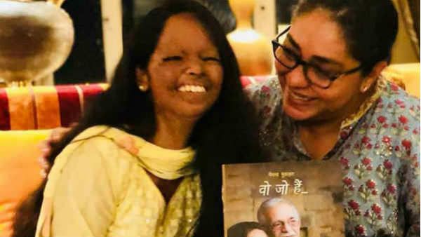 લોકો બનાવે છે ચહેરો