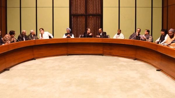 આ મહિનાના અંત સુધીમાં કોંગ્રેસ CWC ની બેઠક યોજાશે, આંતરિક મુદ્દે ચર્ચા થશે-સૂત્રો