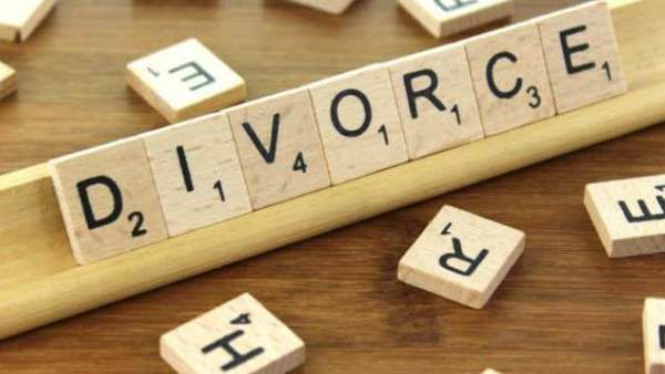 વધુ ટૉયલેટ પેપર વાપરવા પર તલાક