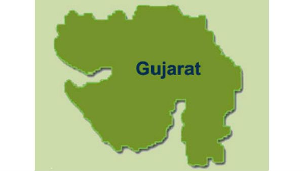 ડાંગઃ ઈસાઈ બનેલા 144 આદિવાસીઓએ પાછો હિન્દુ ધર્મ અપનાવ્યો