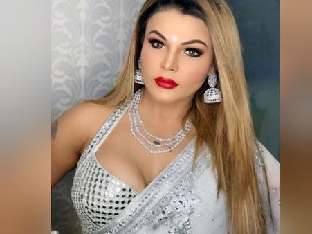 લગ્નને લઈ ચર્ચામાં આવી હતી