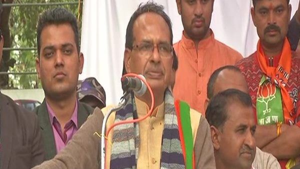 રાજગઢ વિવાદ પર બોલ્યા શિવરાજ સિંહ, કહ્યું: મેડમ તમે મને થપ્પડ મારસો અને હુ ચુપ રહીશ