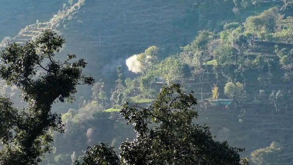 J&K: LOC પર પુંછ જિલ્લામાં પાકિસ્તાન તરફથી ભારે ફાયરિંગ, બેના મોત