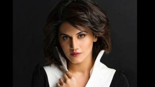 અભિનેત્રીએ વાળી દીધી આંગળી