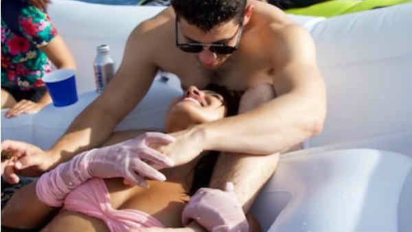 નિક જોનસે સંભળાવી દીધુ - હા, પ્રિયંકા ચોપડા મારાથી 10 વર્ષ મોટી છે