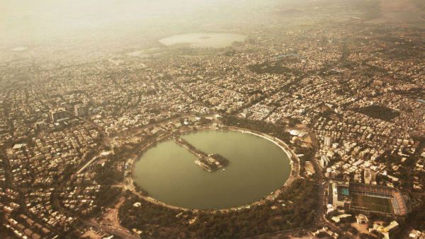 અમદાવાદને ભેટ છે આ ગીત 