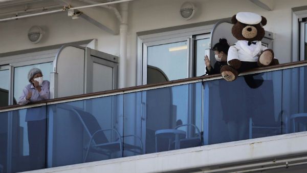 કોરોના વાયરસ: જાપાનમાં ઉભેલા વહાણમાં અન્ય એક ભારતીયને ચેપ, સરકારને જીવન બચાવવા વિનંતી કરી