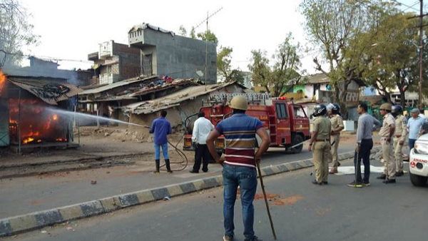 ‘તેમને મુસીબતમાં એકલા નહિ છોડીએ'