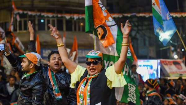 ચર્ચિત 10 સીટ ચર્ચિત 10 સીટ