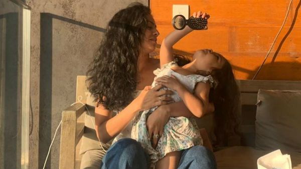 મુમેન્ટ કરે છે ઇન્જોય મુમેન્ટ કરે છે ઇન્જોય