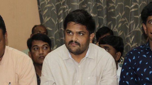 દેશદ્રોહ કેસમાં કોંગ્રેસ નેતા હાર્દિક પટેલ સામે ધરપકડ વોરન્ટ ઈશ્યુ કરાયો