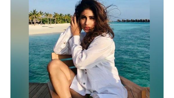 મૌની રૉયનું લેટેસ્ટ ફોટોશૂટ 